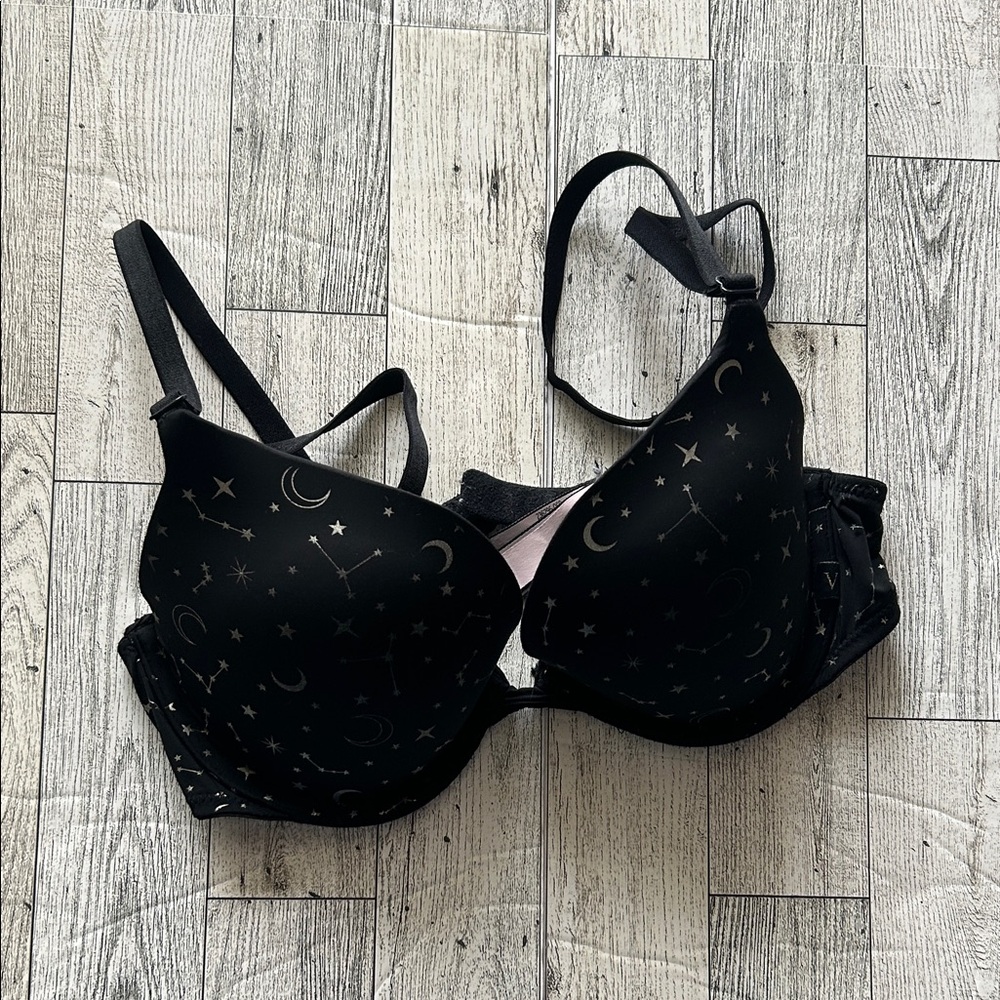 Victoria’s Secret Black push up Bra size 32C